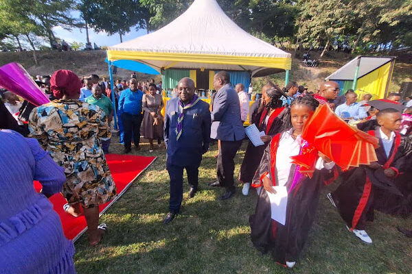 Afisa Elimu Dar ashangazwa na wanafunzi St Anne Marie Academy wanavyomudu kifaransa