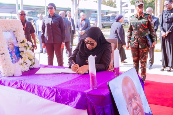 Rais Samia Aongoza Waombolezaji Kuaga Mwili Wa Hayati Job Ndugai – Global Publishers