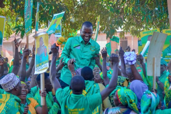MGOMBEA UDIWANI N’GAPA AAHIDI KUFANYA KAZI KWA JASHO KULETA MAENDELEO AKICHAGULIWA